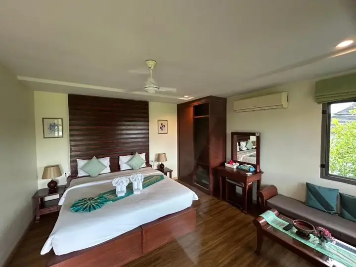 Такуа Па: The Hip Resort @ Khao Lak