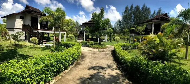 Такуа Па: The Hip Resort @ Khao Lak