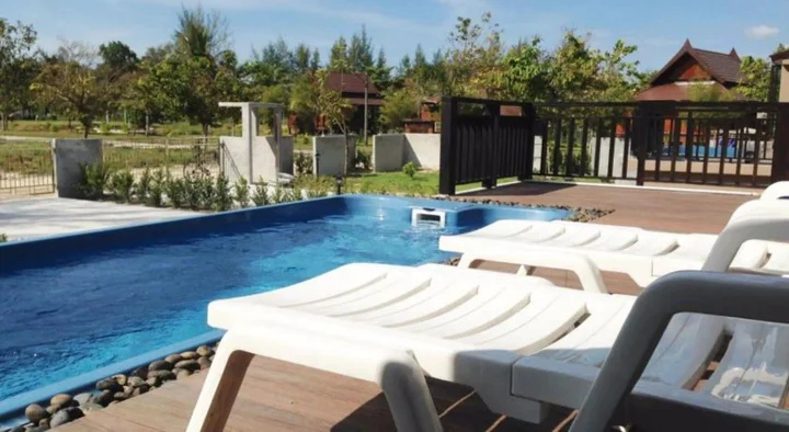 Такуа Па: The Hip Resort  @ Khao Lak