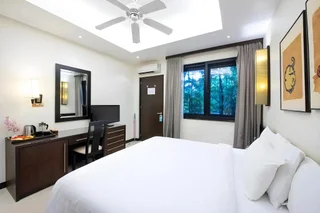 Патонг: Lokal Phuket