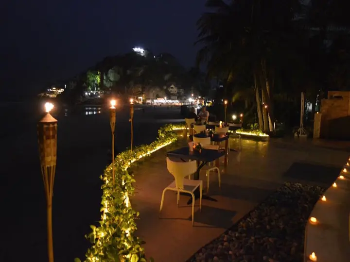 Хуахин: Nern Chalet Beachfront Hotel