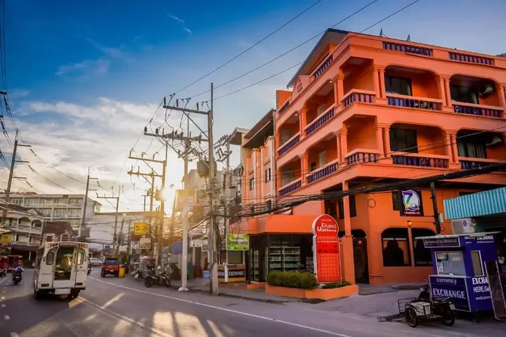 Пхукет: Khaleej Mass Hotel Patong