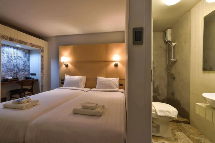Пхукет: Hotel October
