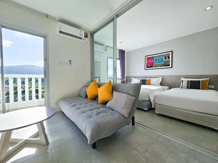 Пхукет: Отель Recenta Suite Phuket Suanluang
