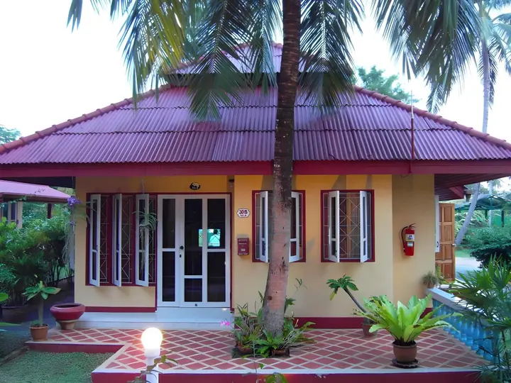 Муанг: Palm Village