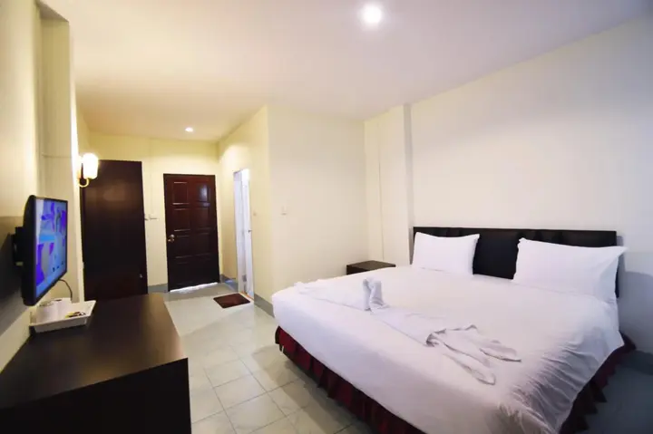 Кату: Paripas Express Hotel Patong