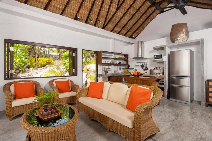 Остров Тау: Cape Shark Pool Villas