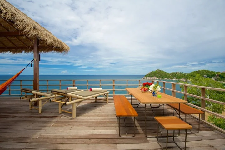 Остров Тау: Cape Shark Pool Villas