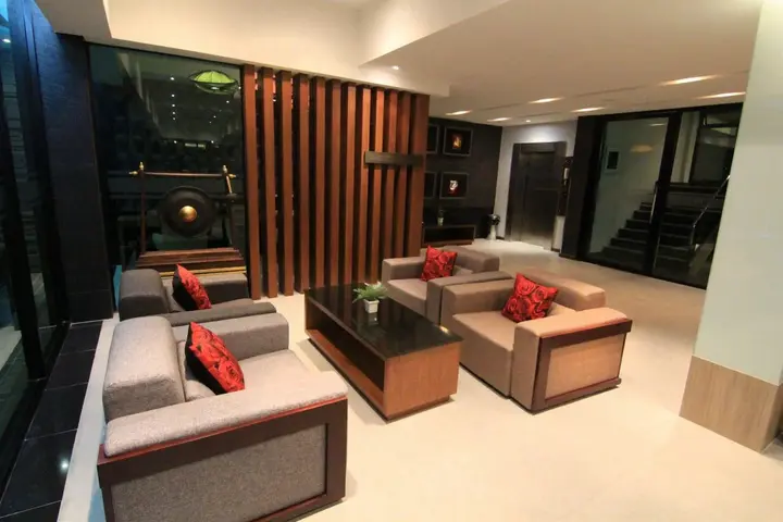 Паттайя: Inn residence serviced suites