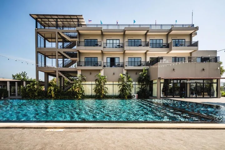 Чаам: Baan PhingPhuPraew resort Cha-am (SHA Plus+)