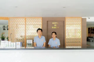 Муанг: Hotel de Karon