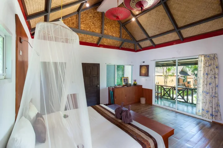 Пхи-Пхи-Дон: Phi Phi Long Beach Resort & Villa
