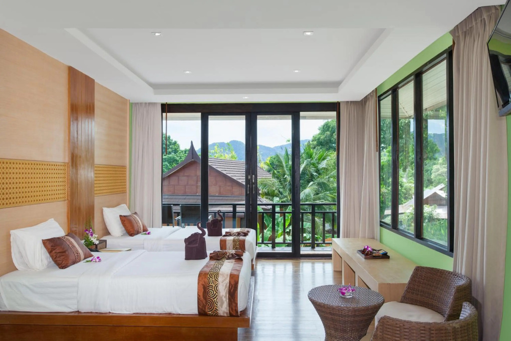 Пхи-Пхи-Дон: Phi Phi Long Beach Resort & Villa