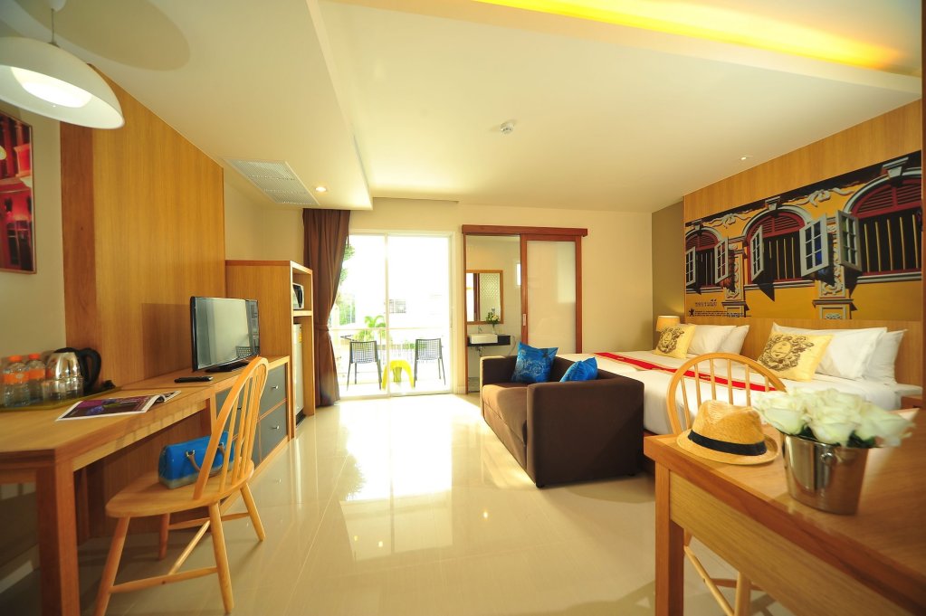 Муанг: Ratana Hotel Rassada