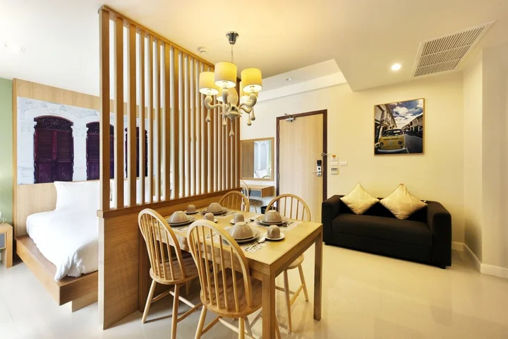 Муанг: Ratana Hotel Rassada