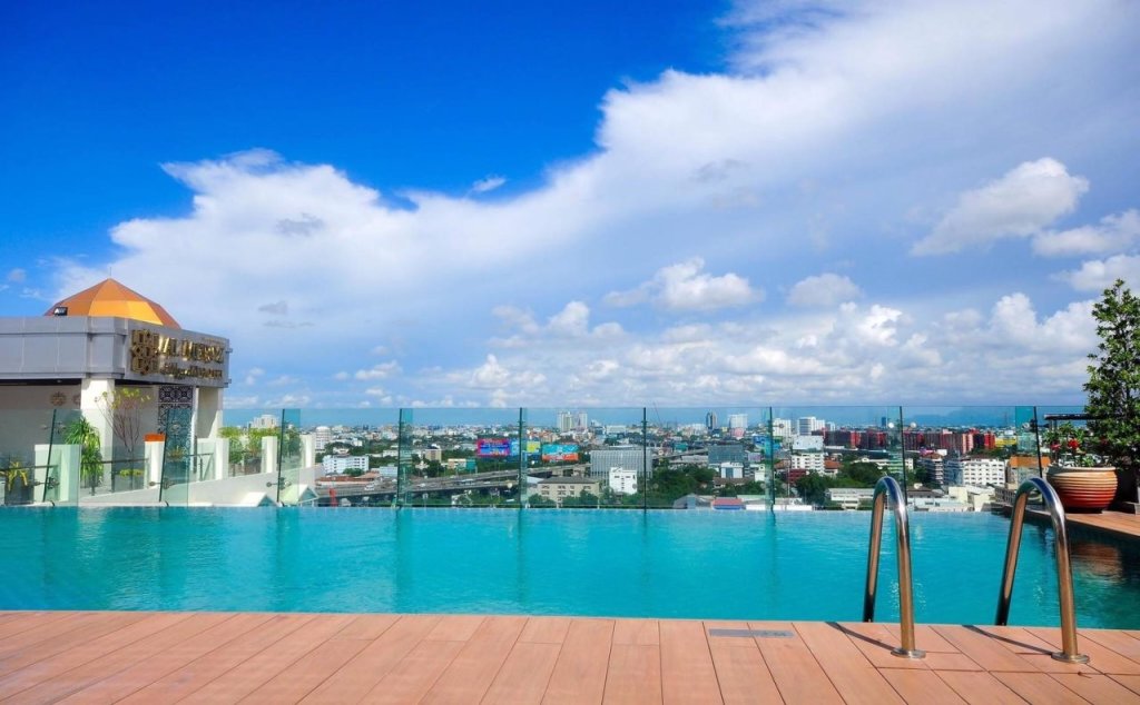 Бангкок: Al Meroz Bangkok