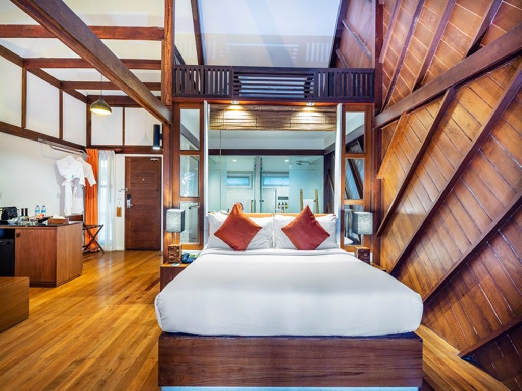 Паттайя: The Monttra Pattaya