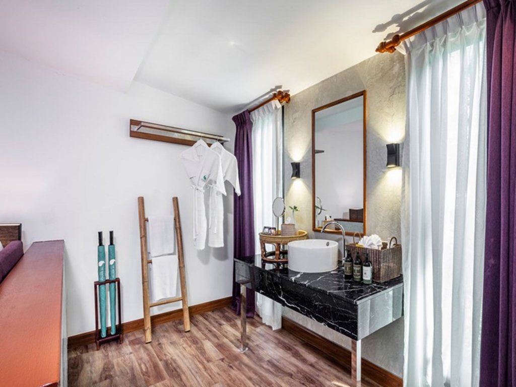 Паттайя: The Monttra Pattaya