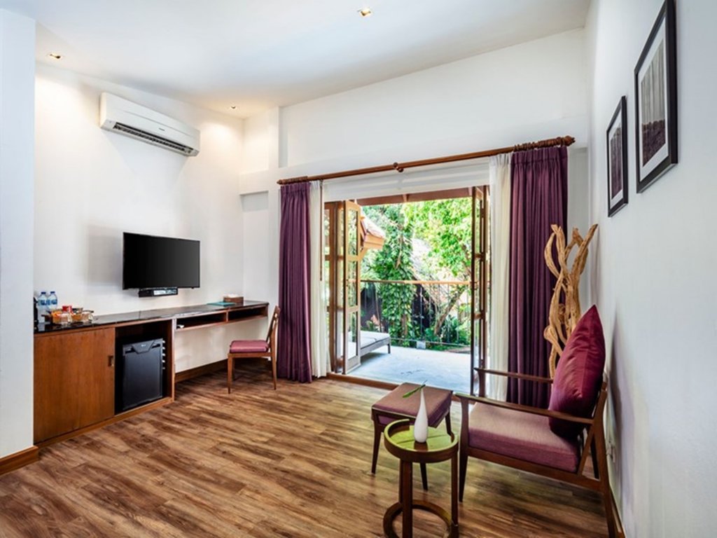 Паттайя: The Monttra Pattaya
