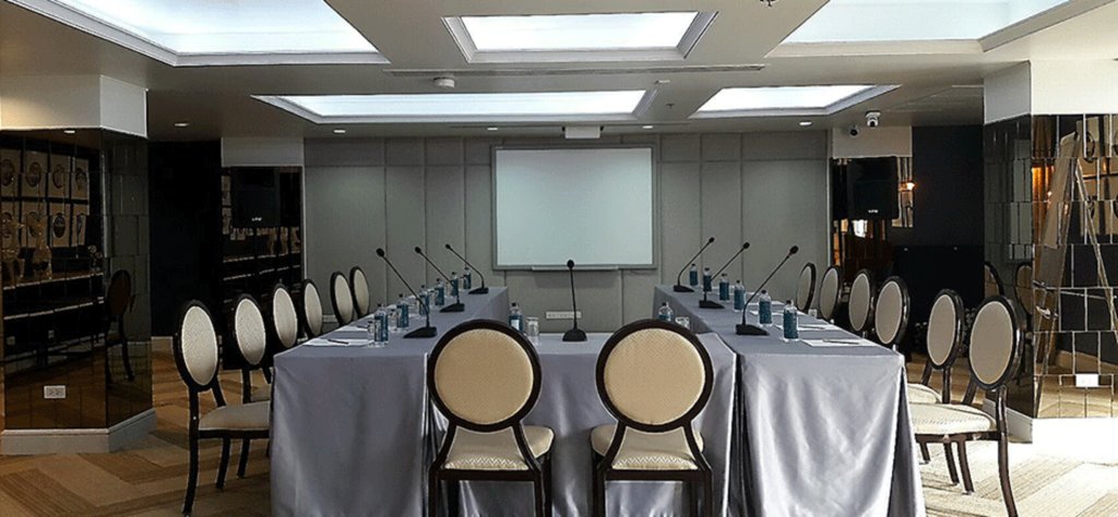 Бангкок: Vince Hotel Pratunam