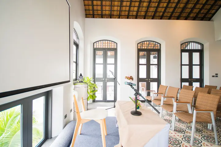 Пхукет: Little Nyonya Hotel