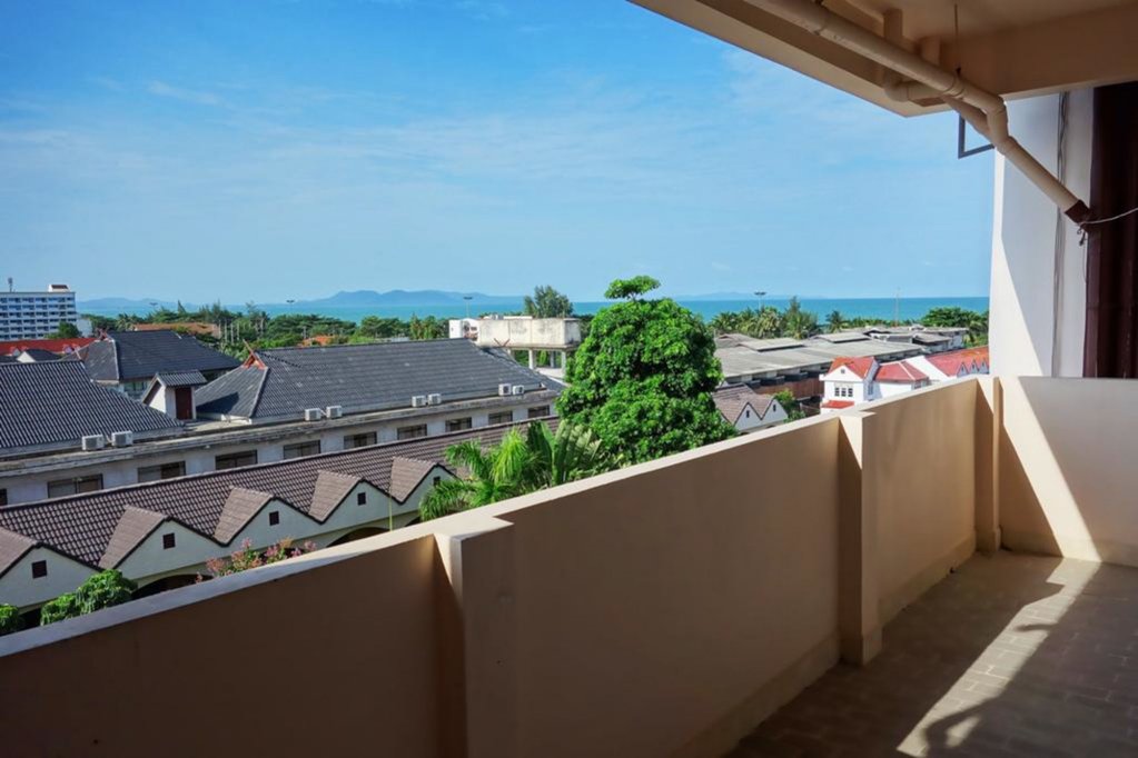 Паттайя: LEK Jomtien Hotel