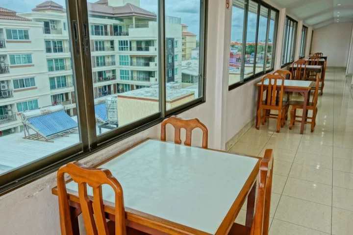 Паттайя: LEK Jomtien Hotel