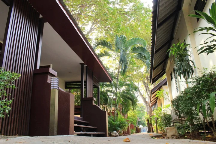 Паттайя: The Beach Garden Resort