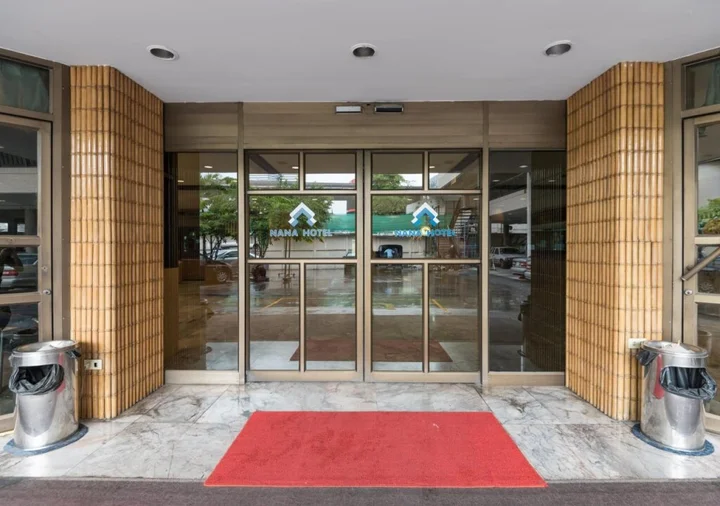 Бангкок: Nana Hotel