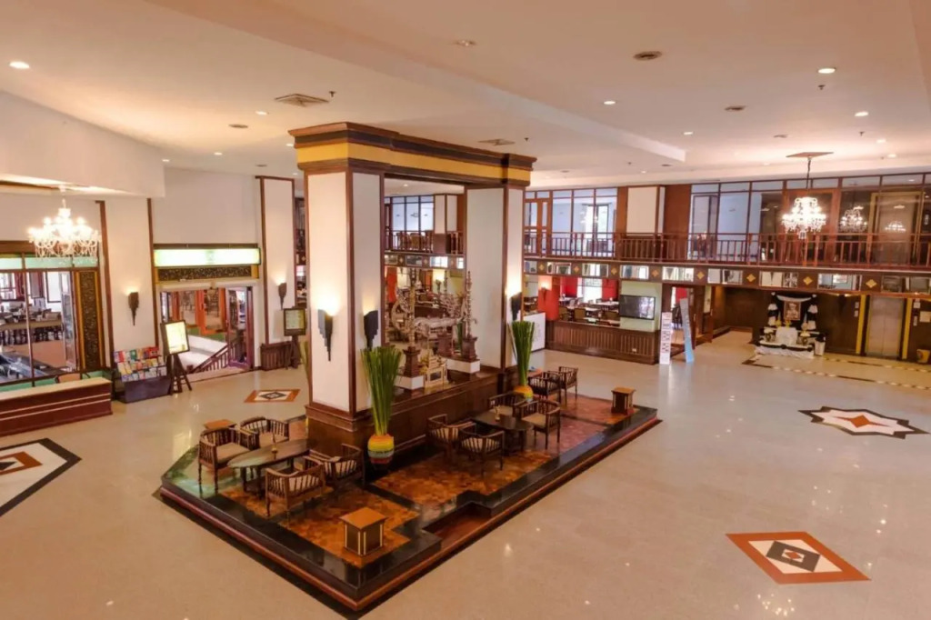 Паттайя: Jomtien Thani Hotel