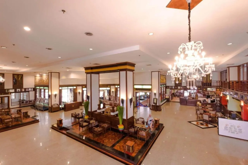 Паттайя: Jomtien Thani Hotel