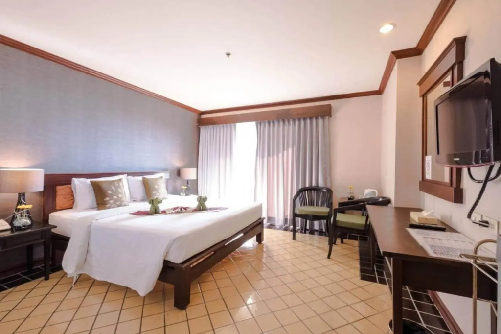 Паттайя: Jomtien Thani Hotel