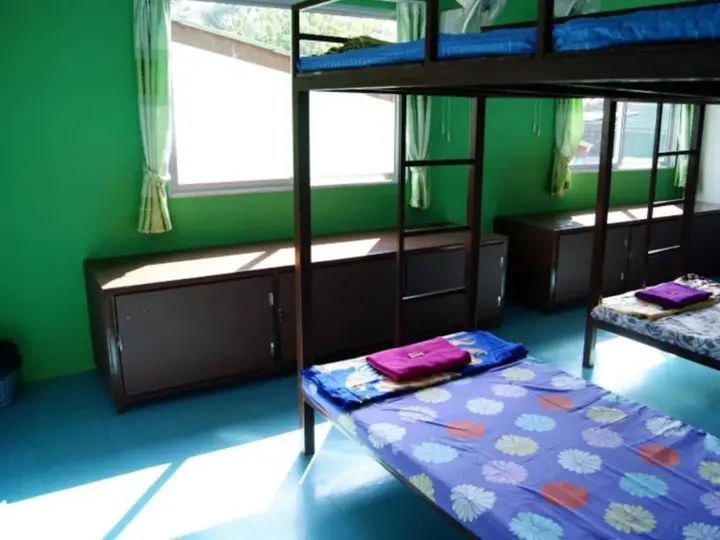 Муанг: OYO 1163 Eden Hostel