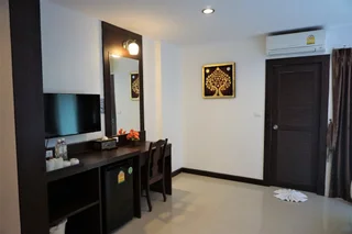 Кату: Отель Patong Mansion