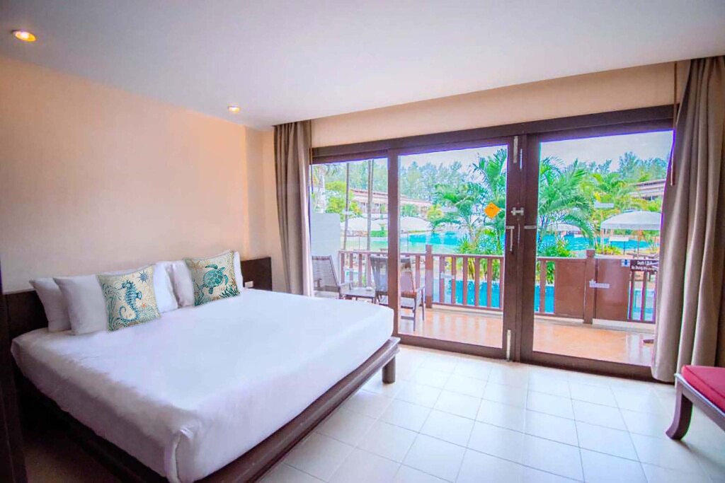 Тхаланг: Arinara Beach Resort Phuket