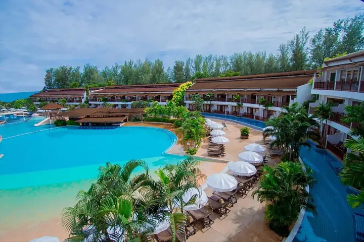 Тхаланг: Arinara Beach Resort Phuket