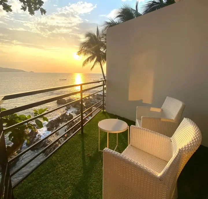 Кату: Patong Bay Sunset