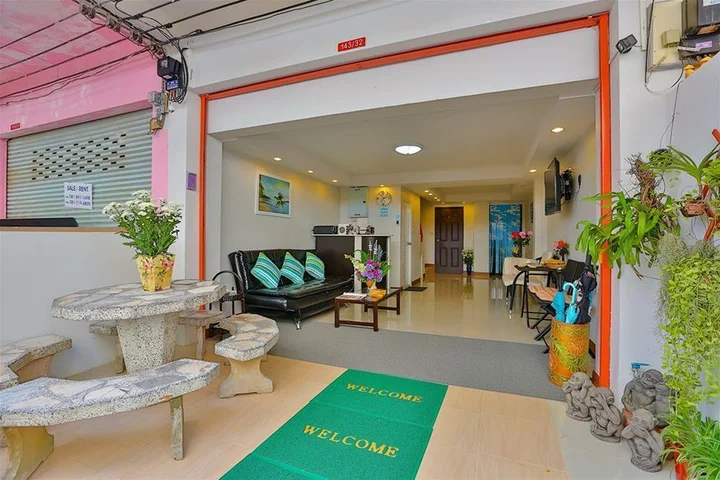 Кату: Eing Lay Beach Guesthouse
