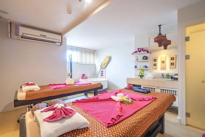 Пхукет: Ramada by Wyndham Phuket Deevana Patong