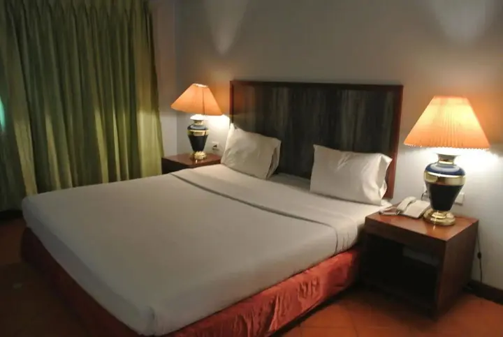 Садао: He Jia Grand Hotel