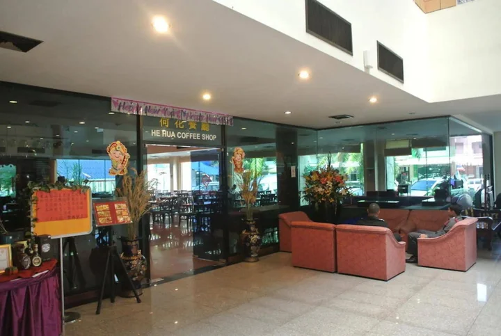 Садао: He Jia Grand Hotel