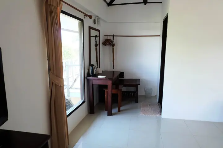 Ко Самет: Samed Cliff Resort