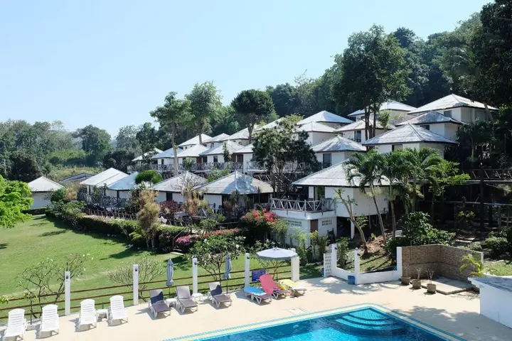 Ко Самет: Samed Cliff Resort