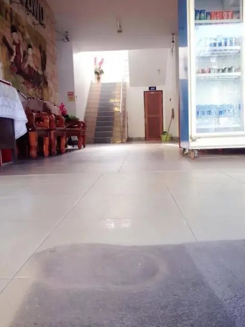 Хатъяй: Muanfun Apartment