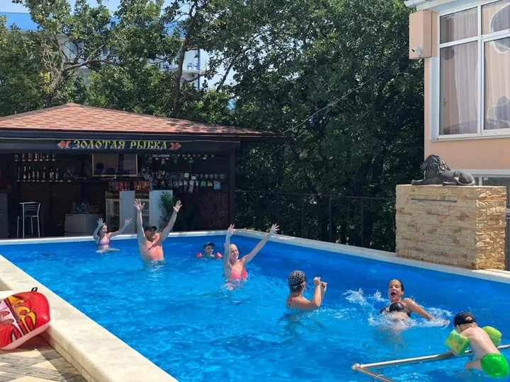 Тенгинское сельское поселение: Yug Alyans Guest house