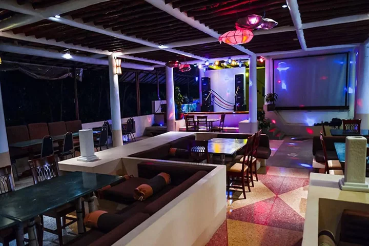 Мэй-Хаад-Бэй: Koh Tao Montra Resort