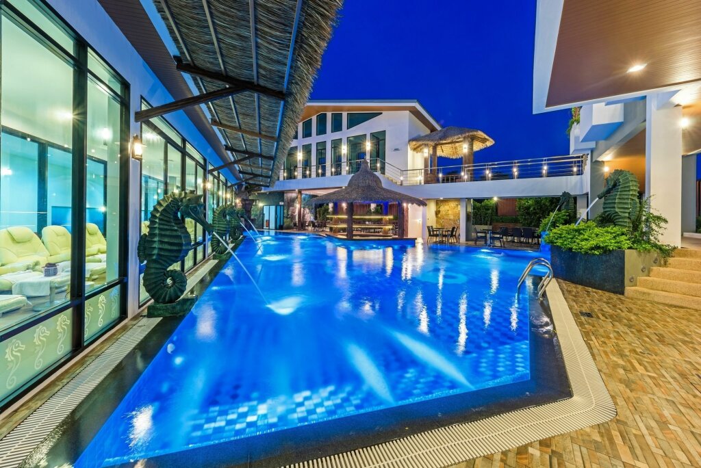 Муанг: Chalong Miracle Lakeview Resort & Spa