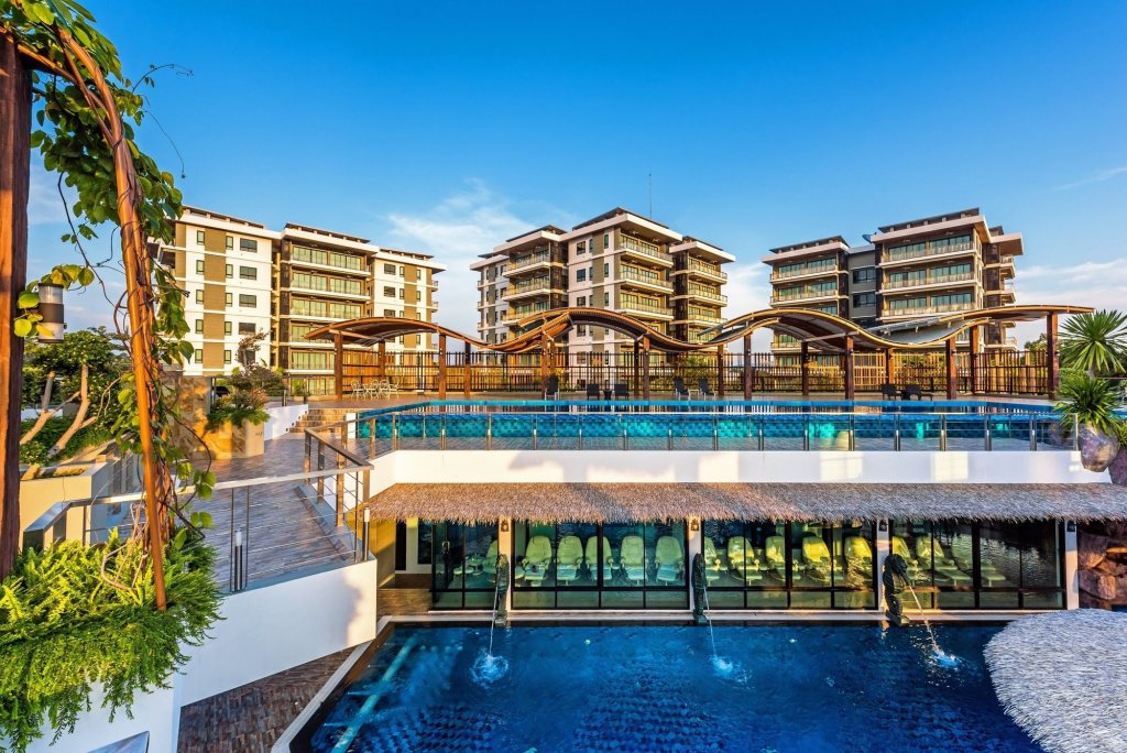 Муанг: Chalong Miracle Lakeview Resort & Spa