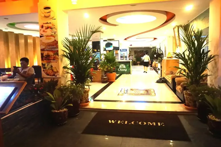 Паттайя: Aya Place