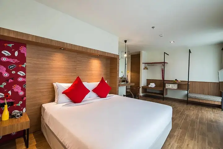Паттайя: Sunshine Hip Hotel